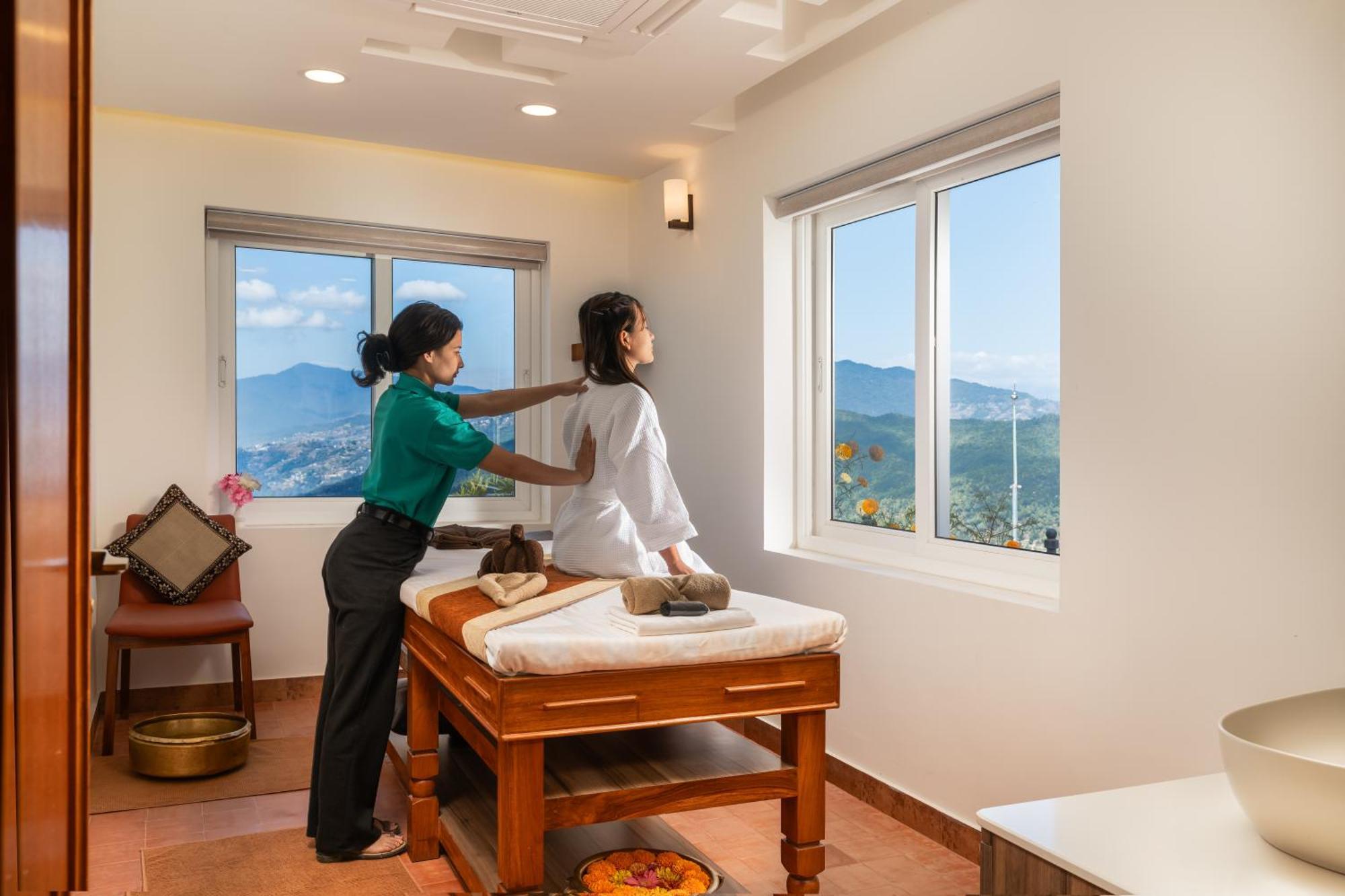 Soaltee Westend Resort ナガルコット エクステリア 写真